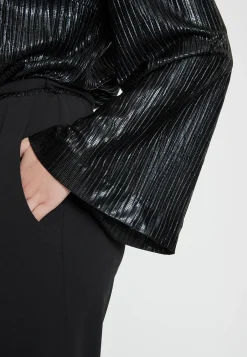 Hot Ana Alcazar Eleganter Jumpsuit Igolys Schwarz