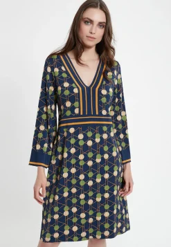 Hot Ana Alcazar Empirekleid Cedly