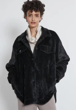 Hot Ana Alcazar Hemdjacke Habila
