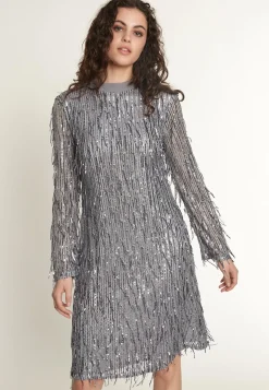 Hot Ana Alcazar Rückenfreies Kleid Ocena