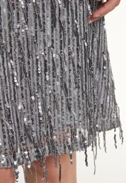 Hot Ana Alcazar Rückenfreies Kleid Ocena
