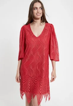 Hot Ana Alcazar Spitzenkleid Cafos