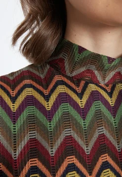 Online Ana Alcazar Stricktop Sulara